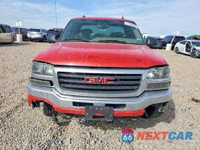 Piąte zdjęcie samochodu w środku: 2005 GMC NEW SIERRA C1500 VIN:1GTEC19Z25Z252467 - miniatura
