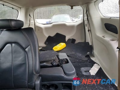 Zdjęcie 10 z 13 samochodu: 2018 CHRYSLER PACIFICA TOURING L VIN:2C4RC1BG2JR246649 - miniatura