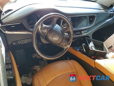 Zdjęcie 8 z 12 samochodu: 2018 BUICK ENCLAVE ESSENCE VIN:5GAERBKW1JJ217319 - miniatura