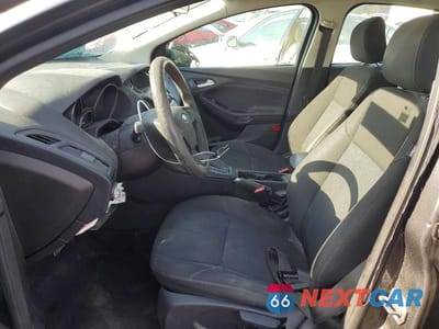 Zdjęcie 7 z 11 samochodu: 2015 FORD FOCUS SE VIN:1FADP3F20FL263688 - miniatura