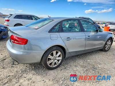 Trzecie zdjęcie samochodu z tyłu: 2010 AUDI A4 PREMIUM VIN:WAUBFAFL9AN012843 - miniatura