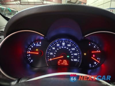 Zdjęcie 9 z 13 samochodu: 2015 KIA SORENTO LX VIN:5XYKTCA6XFG651532 - miniatura
