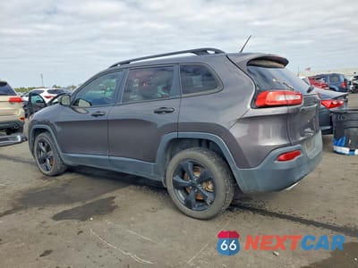 Drugie zdjęcie samochodu z przodu: 2017 JEEP CHEROKEE SPORT VIN:1C4PJLAS6HW661814 - miniatura