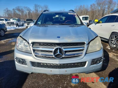 Piąte zdjęcie samochodu w środku: 2009 MERCEDES-BENZ GL 450 4MATIC VIN:4JGBF71E49A511921 - miniatura