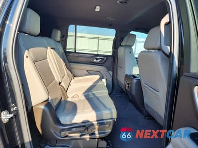 Zdjęcie 11 z 14 samochodu: 2021 CHEVROLET SUBURBAN K1500 LT VIN:1GNSKCKD6MR256558 - miniatura