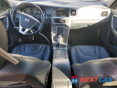 Zdjęcie 8 z 11 samochodu: 2014 VOLVO S60 T5 VIN:YV1612FH4E1279268 - miniatura