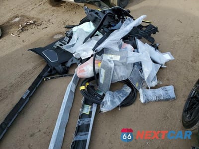 Zdjęcie 12 z 12 samochodu: 2023 BMW M3 VIN:WBS53AY07PFP45657 - miniatura