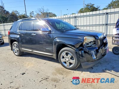 Czwarte zdjęcie samochodu z boku: 2012 GMC TERRAIN SLT VIN:2GKFLXE52C6121188 - miniatura