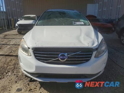 Piąte zdjęcie samochodu w środku: 2015 VOLVO XC60 T5 PREMIER VIN:YV4612RK8F2741398 - miniatura