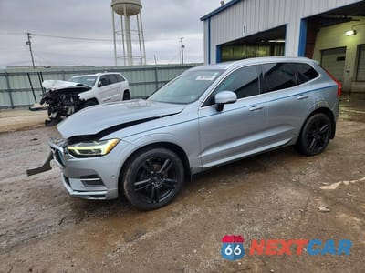 2018 VOLVO XC60 T5 MOMENTUM YV4102RK4J1066080 - główne zdjęcie licytacji z USA - miniatura