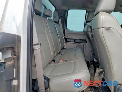 Zdjęcie 10 z 12 samochodu: 2018 FORD F350 SUPER DUTY UTILITY / SERVICE TRUCK VIN:1FD8X3F63JEC95302 - miniatura