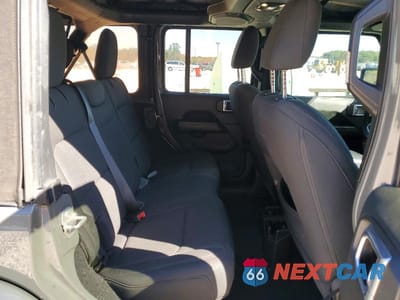 Zdjęcie 11 z 13 samochodu: 2020 JEEP WRANGLER UNLIMITED SAHARA VIN:1C4HJXEN7LW166756 - miniatura