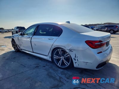 Drugie zdjęcie samochodu z przodu: 2019 BMW 750 I VIN:WBA7F0C53KGM25613 - miniatura