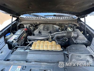 Zdjęcie 7 z 15 samochodu: 2019 LINCOLN NAVIGATOR L RESERVE VIN:5LMJJ3LT7KEL21377 - miniatura