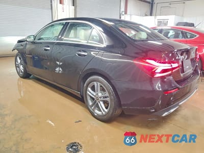 Drugie zdjęcie samochodu z przodu: 2020 MERCEDES-BENZ A 220 4MATIC VIN:W1K3G4FBXLJ214782 - miniatura