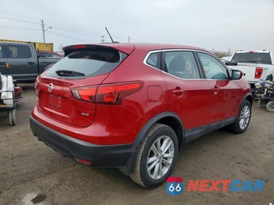 Trzecie zdjęcie samochodu z tyłu: 2018 NISSAN ROGUE SPORT S VIN:JN1BJ1CRXJW269078 - miniatura