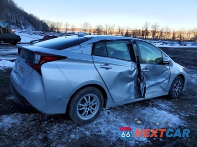 Trzecie zdjęcie samochodu z tyłu: 2021 TOYOTA PRIUS VIN:JTDL9MFU3M3023877 - miniatura