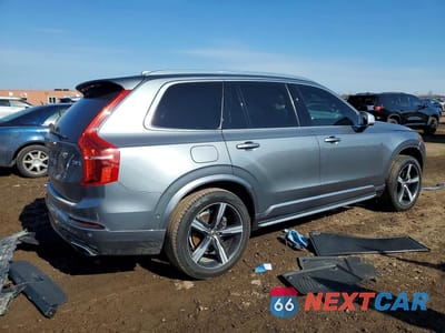 Trzecie zdjęcie samochodu z tyłu: 2019 VOLVO XC90 T5 R-DESIGN VIN:YV4102PM7K1441756 - miniatura