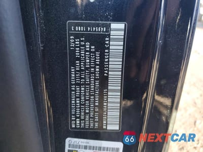 Zdjęcie 12 z 12 samochodu: 2010 VOLKSWAGEN GTI VIN:WVWFD7AJ6AW246175 - miniatura
