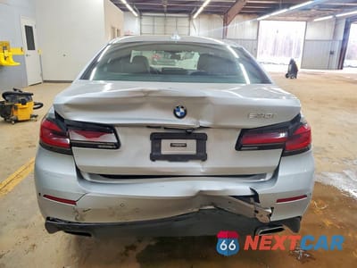 Zdjęcie 6 z 12 samochodu: 2021 BMW 530 I VIN:WBA53BH04MWX37232 - miniatura