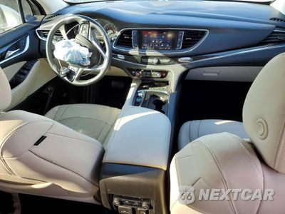 Zdjęcie 8 z 15 samochodu: 2022 BUICK ENCLAVE ESSENCE VIN:5GAERBKW3NJ144413 - miniatura