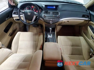 Zdjęcie 8 z 12 samochodu: 2011 HONDA ACCORD LX VIN:1HGCP2F32BA138286 - miniatura