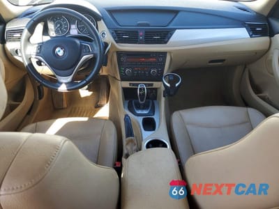 Zdjęcie 8 z 12 samochodu: 2015 BMW X1 SDRIVE28I VIN:WBAVM1C5XFVW58747 - miniatura
