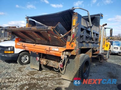 Czwarte zdjęcie samochodu z boku: 2014 INTERNATIONAL 7500 DUMP TRUCK VIN:1HTWLAZR6EH790148 - miniatura