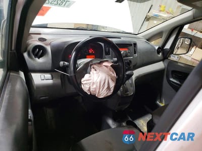 Zdjęcie 8 z 12 samochodu: 2017 NISS NV200 UTILITY / SERVICE VAN VIN:3N6CM0KN5HK691053 - miniatura