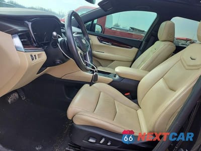 Zdjęcie 7 z 13 samochodu: 2017 CADILLAC XT5 LUXURY VIN:1GYKNBRS2HZ317452 - miniatura