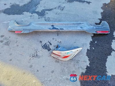 Zdjęcie 12 z 12 samochodu: 2017 BMW 540 XI VIN:WBAJE7C33HG887629 - miniatura