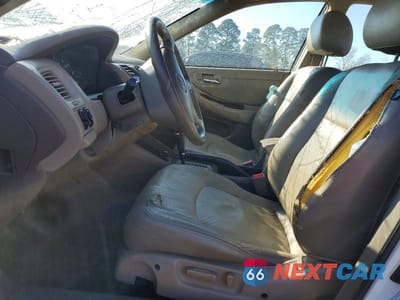 Zdjęcie 7 z 13 samochodu: 2002 HONDA ACCORD EX VIN:1HGCG16532A032618 - miniatura