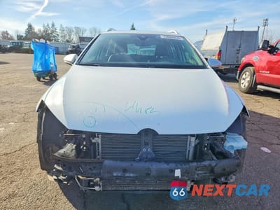 Piąte zdjęcie samochodu w środku: 2019 VOLKSWAGEN GOLF ALLTRACK S VIN:3VWH17AU1KM500126 - miniatura