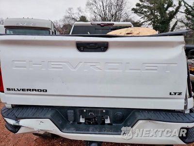 Zdjęcie 10 z 13 samochodu: 2021 CHEVROLET SILVERADO K3500 LTZ VIN:1GC4YUEY1MF120604 - miniatura