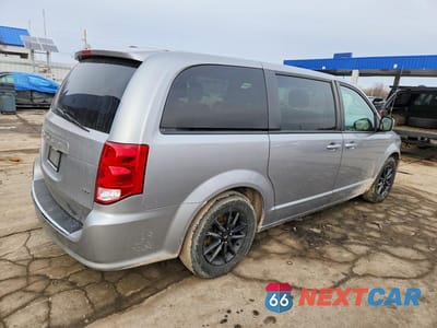Trzecie zdjęcie samochodu z tyłu: 2020 DODGE GRAND CARAVAN GT VIN:2C4RDGEG4LR202215 - miniatura