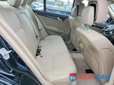 Zdjęcie 10 z 11 samochodu: 2012 MERCEDES-BENZ C 300 4MATIC VIN:WDDGF8BB8CF916586 - miniatura