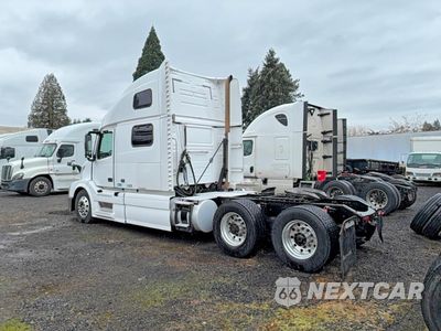 Trzecie zdjęcie samochodu z tyłu: 2016 VOLV VN VNL - TRUCKS TRUCK CAB AND CHASSIS VIN:4V4NC9EJ0GN931991 - miniatura