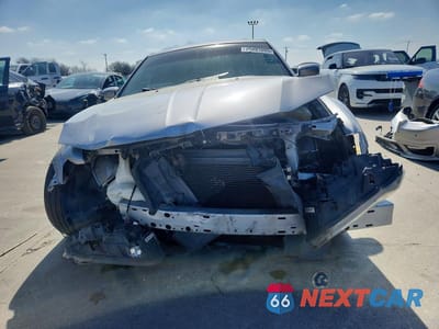 Piąte zdjęcie samochodu w środku: 2018 CHRYSLER 300 S VIN:2C3CCABG0JH245080 - miniatura
