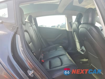 Zdjęcie 10 z 13 samochodu: 2019 TESLA MODEL 3 VIN:5YJ3E1EA0KF407410 - miniatura