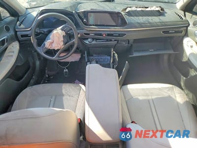 Zdjęcie 8 z 12 samochodu: 2023 HYUNDAI SONATA SEL VIN:KMHL14JA6PA287398 - miniatura