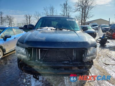 Piąte zdjęcie samochodu w środku: 2013 CHEVROLET TAHOE K1500 LT VIN:1GNSKBE09DR319123 - miniatura