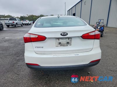 Zdjęcie 6 z 12 samochodu: 2014 KIA FORTE LX VIN:KNAFX4A67E5232912 - miniatura