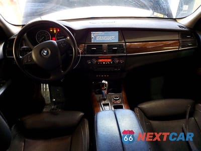 Zdjęcie 8 z 12 samochodu: 2011 BMW X5 XDRIVE50I VIN:5UXZV8C56BL417394 - miniatura