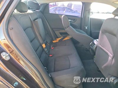 Zdjęcie 10 z 11 samochodu: 2016 CHEVROLET MALIBU LT VIN:1G1ZF5SX7GF190568 - miniatura