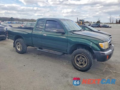 Czwarte zdjęcie samochodu z boku: 2000 TOYOTA TACOMA XTRACAB VIN:4TAWM72N3YZ594649 - miniatura