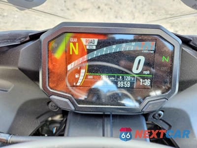 Zdjęcie 7 z 9 samochodu: 2025 KAWASAKI ZX636 K VIN:JKBZXJK1XSA007099 - miniatura