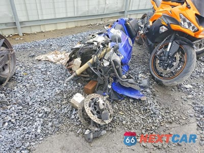 Drugie zdjęcie samochodu z przodu: 2000 YAMAHA YZFR1 VIN:JYARN05E9YA003221 - miniatura