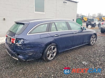 Trzecie zdjęcie samochodu z tyłu: 2020 MERCEDES-BENZ E 450 4MATIC VIN:WDDZH6JB4LA751884 - miniatura