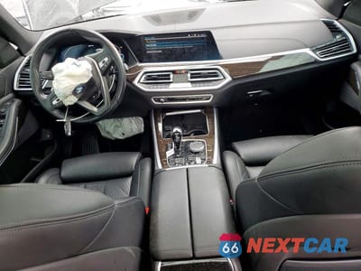 Zdjęcie 8 z 12 samochodu: 2023 BMW X5 XDRIVE45E VIN:5UXTA6C01P9N92294 - miniatura