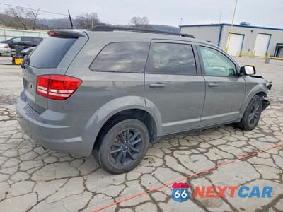 Trzecie zdjęcie samochodu z tyłu: 2020 DODGE JOURNEY SE VIN:3C4PDCAB4LT201671 - miniatura